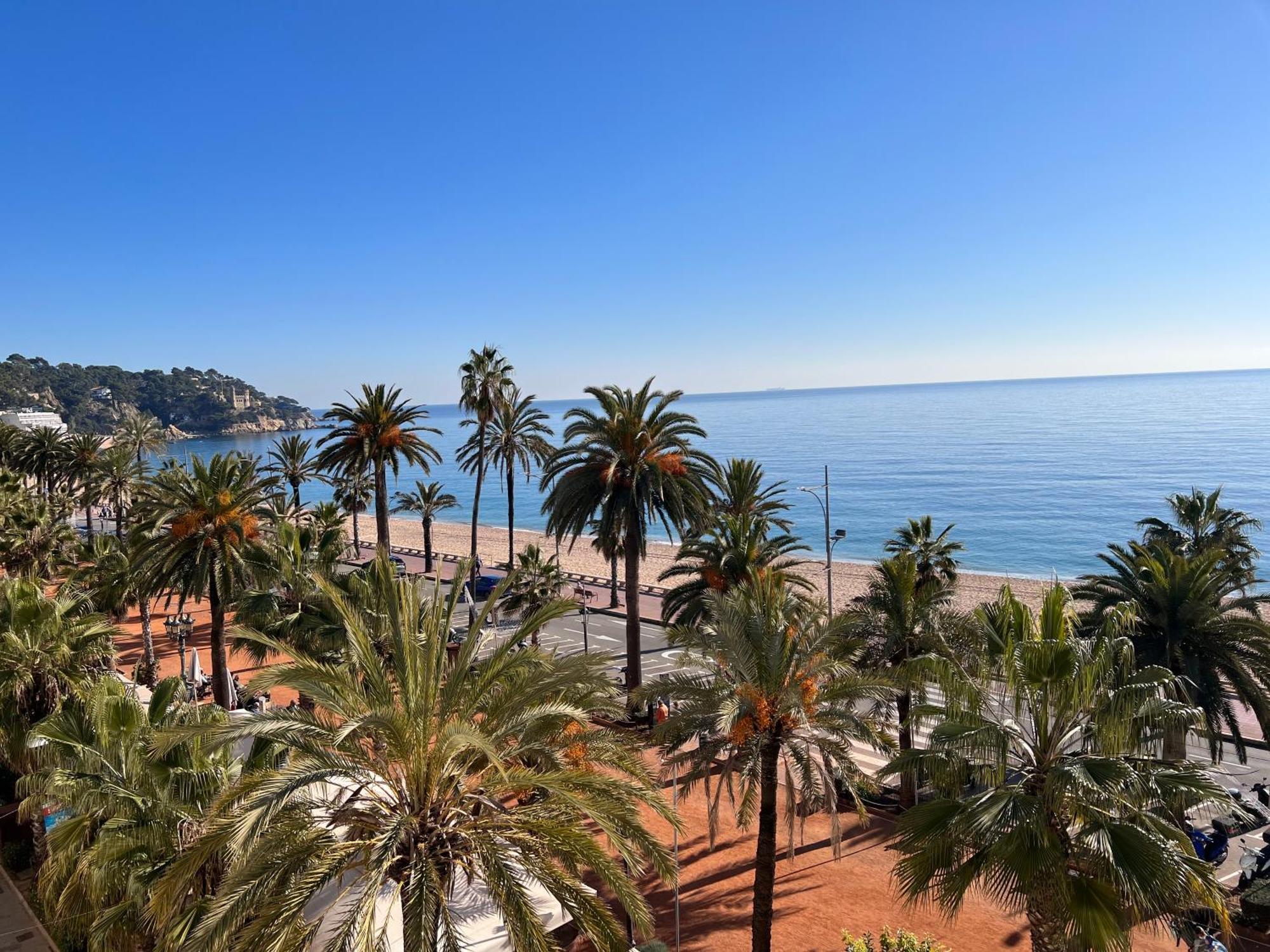 Mediterranean Apartment In Lloret De Mar Next To The Sea Εξωτερικό φωτογραφία